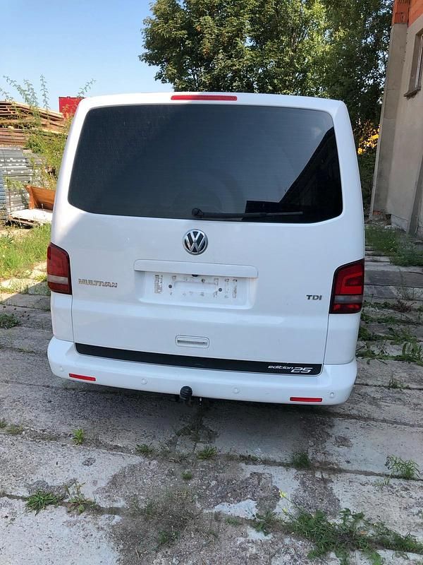 Weiß Gebraucht 2012 VW Multivan Van | 18.500 € - Bild 1/4