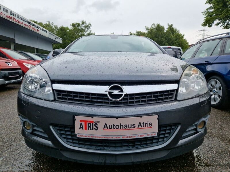 Grau Gebraucht 2010 Opel Astra GTC Edition Kleinwagen | 4.600 € (Guter Preis) - Bild 1/4