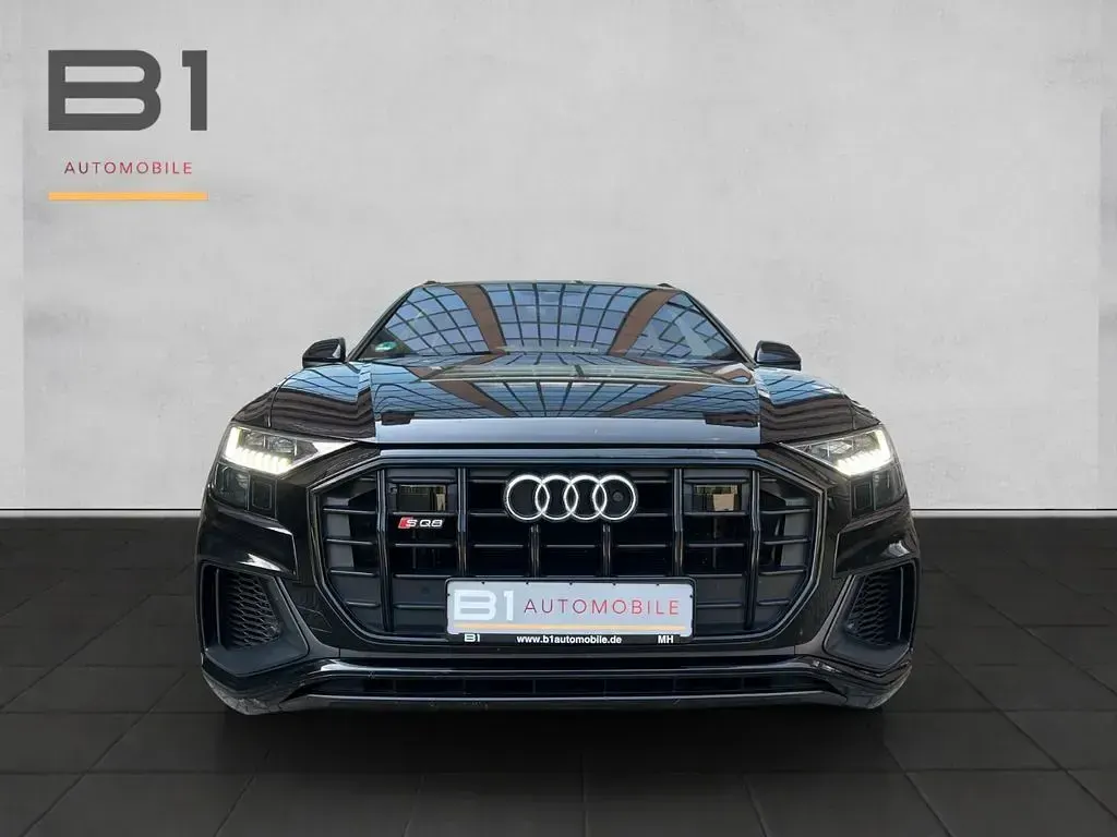 Gebraucht Audi SQ8 Sport 435 PS (319 kW) 2019 Schwarz SUV