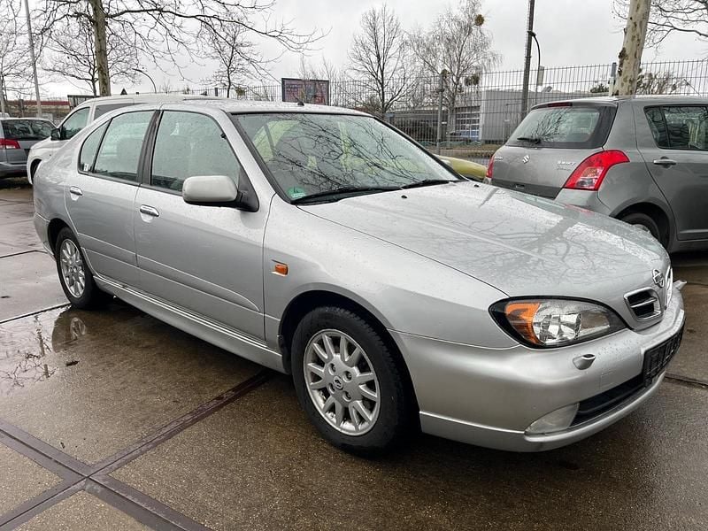 Gebraucht Nissan Primera 114 PS (83 kW) 2000 Silber Kombi