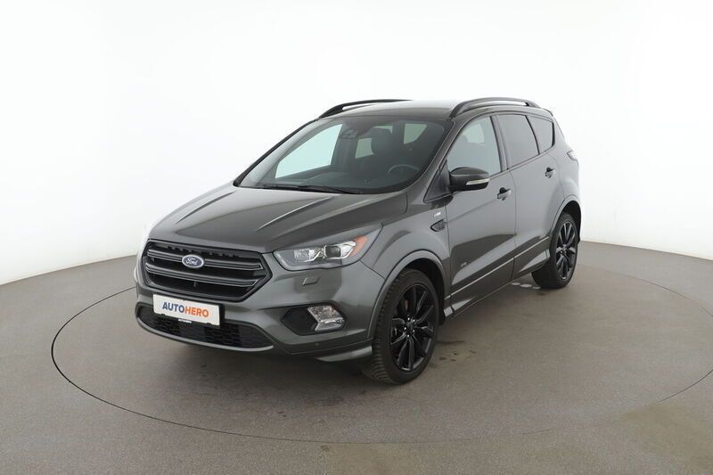 Grau Gebraucht 2017 Ford Kuga ST-Line SUV | 16.240 € (Etwas zu teuer) - Bild 1/4
