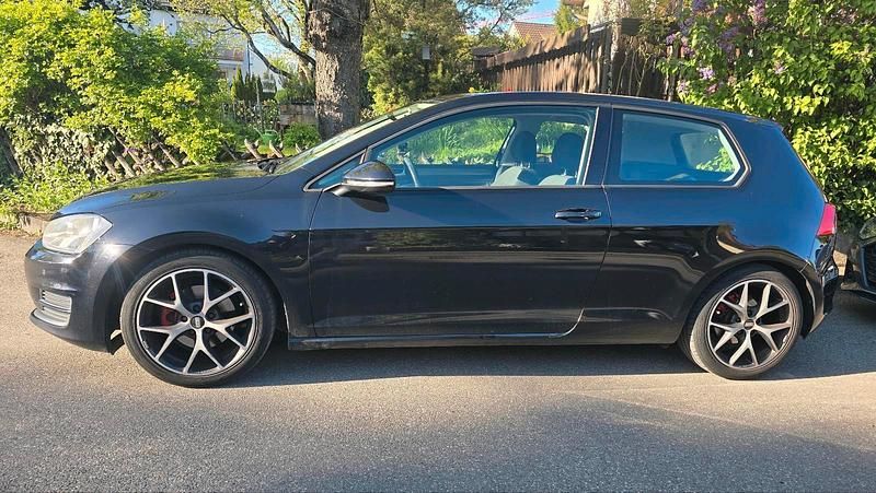 Usata VW Golf 110 CV (80 kW) 2015 Nero Coupé