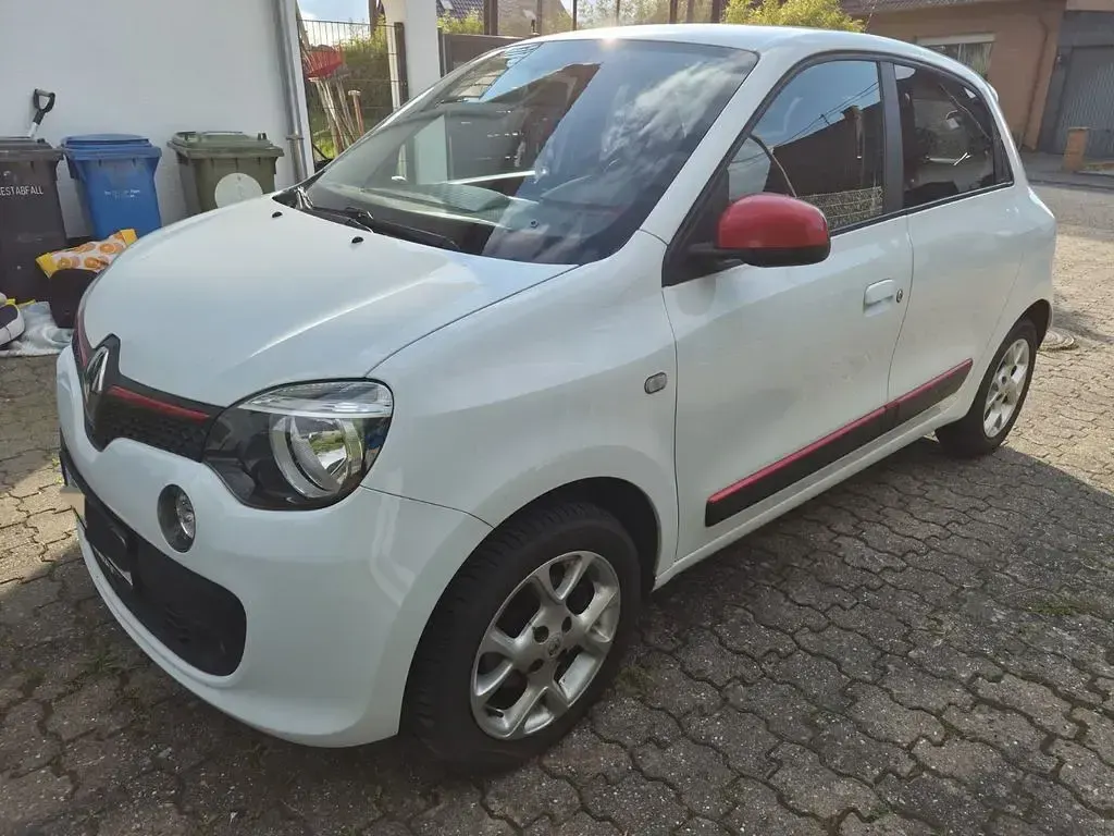 Używany Renault Twingo Experience 90 KM (66 kW) 2016 Biały Hatchback
