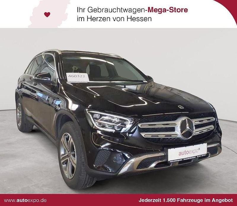 Schwarz Gebraucht 2021 Mercedes GLC300e SUV | 30.990 € (Superpreis) - Bild 1/4
