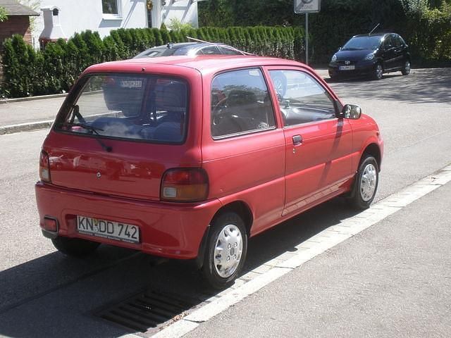 Gebraucht Daihatsu Cuore 48 PS (35 kW) 1995 Rot Kleinwagen