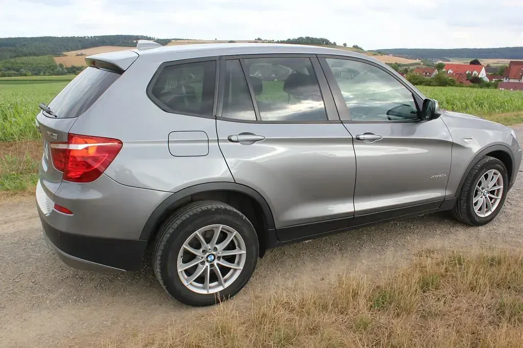 Gebraucht BMW X3 184 PS (135 kW) 2012 Grau SUV