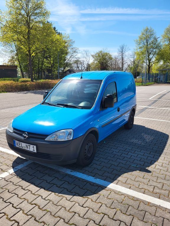 Blau Gebraucht 2011 Opel Combo Van / Kleinbus | 2.250 € (Fairer Preis) - Bild 1/4
