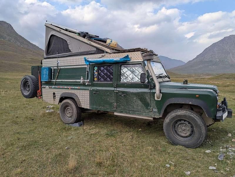 Gebraucht Land Rover Defender 113 PS (83 kW) 1998 Grün SUV