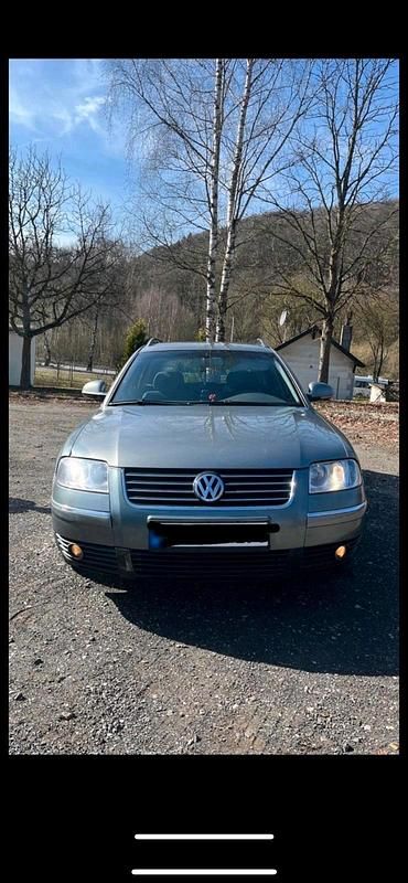Second-hand VW Passat 122 CP (89 kW) 2005 Gri Break