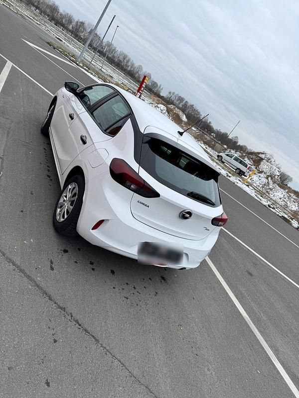 Gebraucht Opel Corsa 75 PS (55 kW) 2020 Weiß Kleinwagen