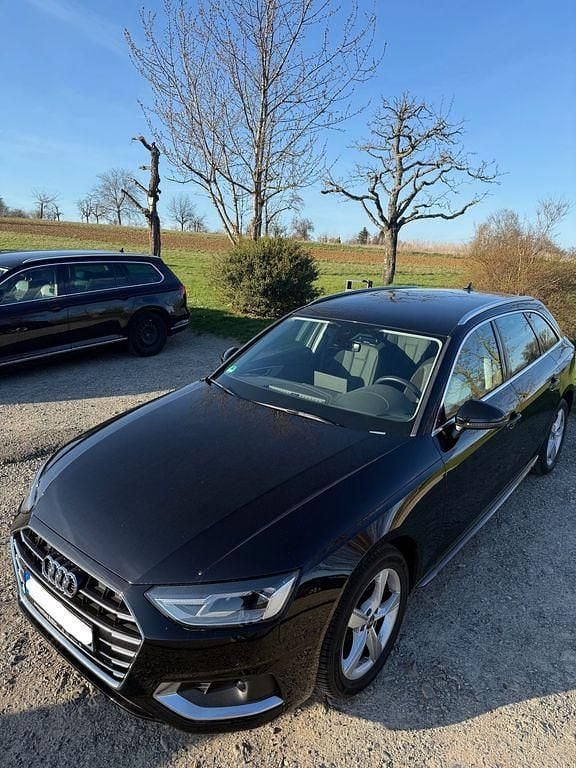 Gebraucht Audi A4 Advanced 204 PS (150 kW) 2020 Schwarz Kombi