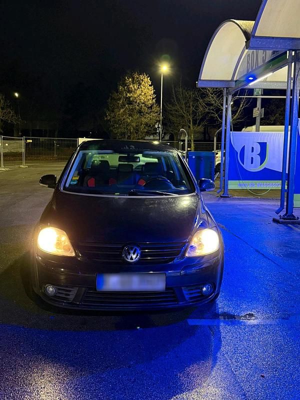 Gebraucht VW Golf Plus Cross 114 PS (83 kW) 2005 Blau Van / Kleinbus