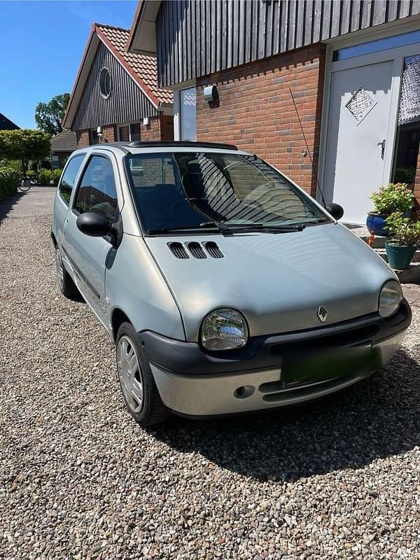 Silber Gebraucht 2005 Renault Twingo Authentique Kleinwagen | 1.199 € (Guter Preis) - Bild 1/4