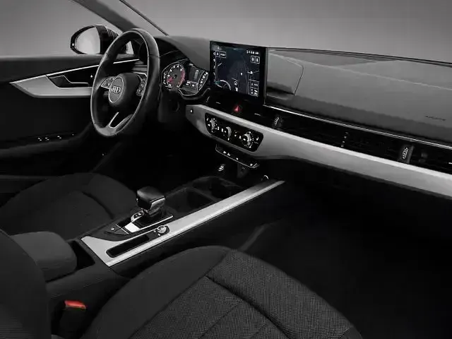 Gebraucht Audi A4 Sport 150 PS (110 kW) 2022 Mythosschwarz metallic Kombi