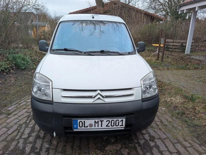 Gebraucht Citroën Berlingo Advance 75 PS (55 kW) 2009 Weiß Van / Kleinbus