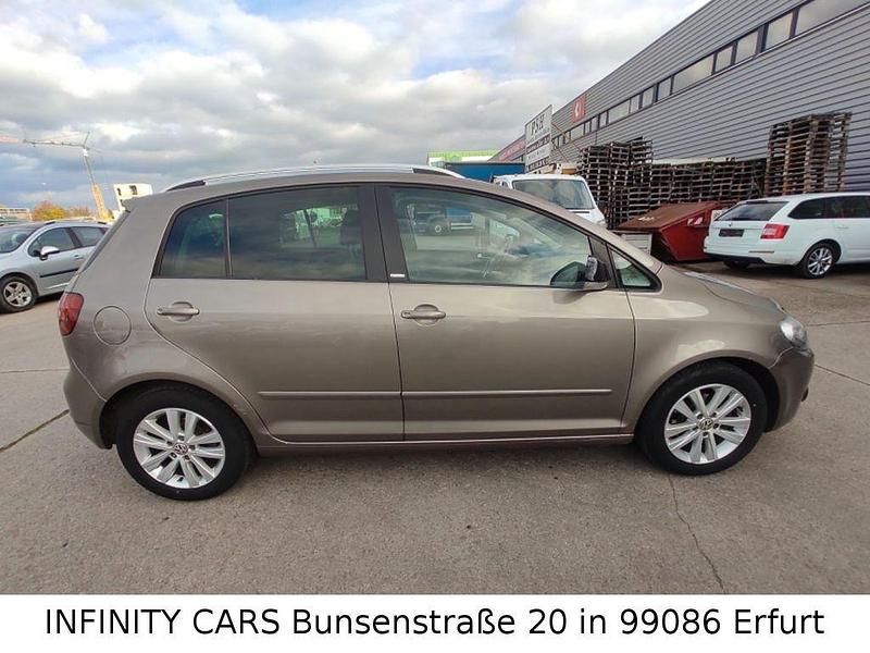 Gebraucht VW Golf VI 105 PS (77 kW) 2011 Braun Kleinwagen