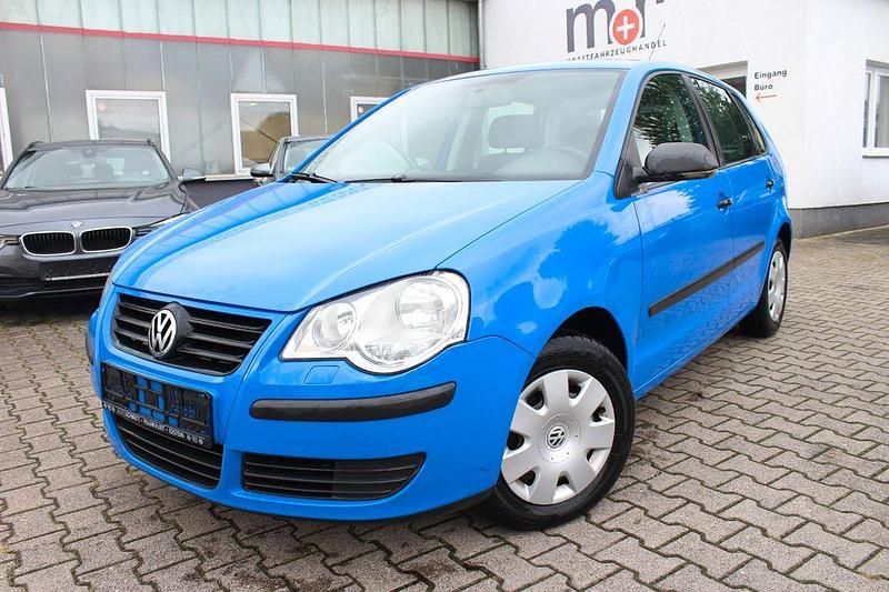 Blau Gebraucht 2008 VW Polo Trendline Limousine | 1.690 € (Fairer Preis) - Bild 1/4
