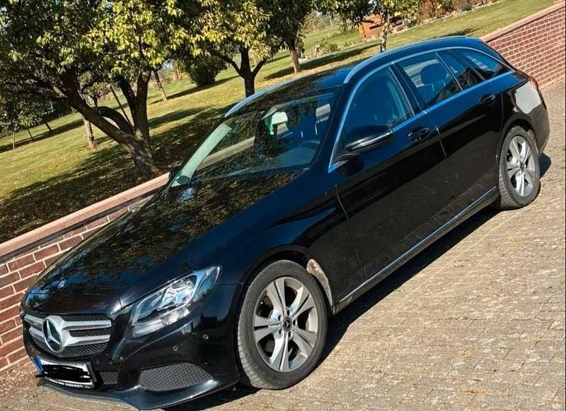 Gebraucht Mercedes C200 136 PS (100 kW) 2016 Schwarz Kombi