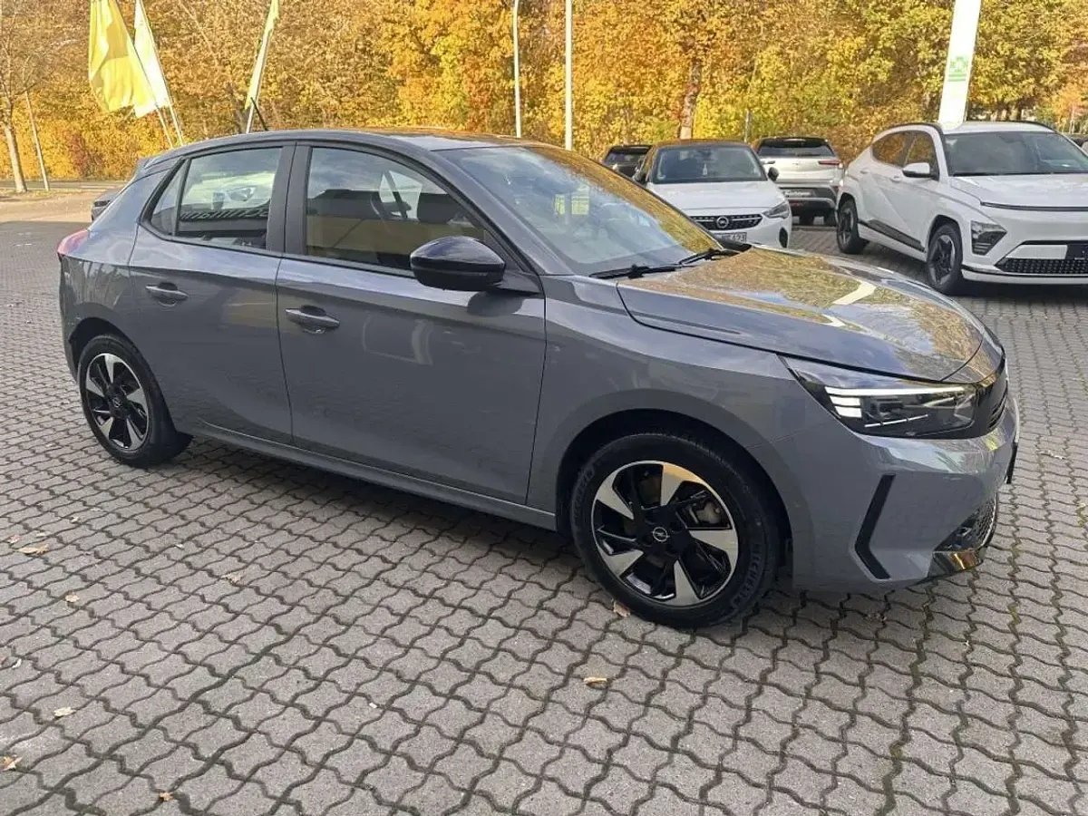 Usata Opel Corsa-e 100 kW (136 CV) 2023 Grigio Utilitaria