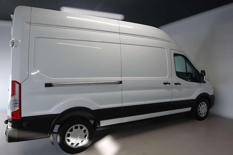 Gebraucht Ford Transit 185 PS (136 kW) 2020 Frostweiß Van / Kleinbus