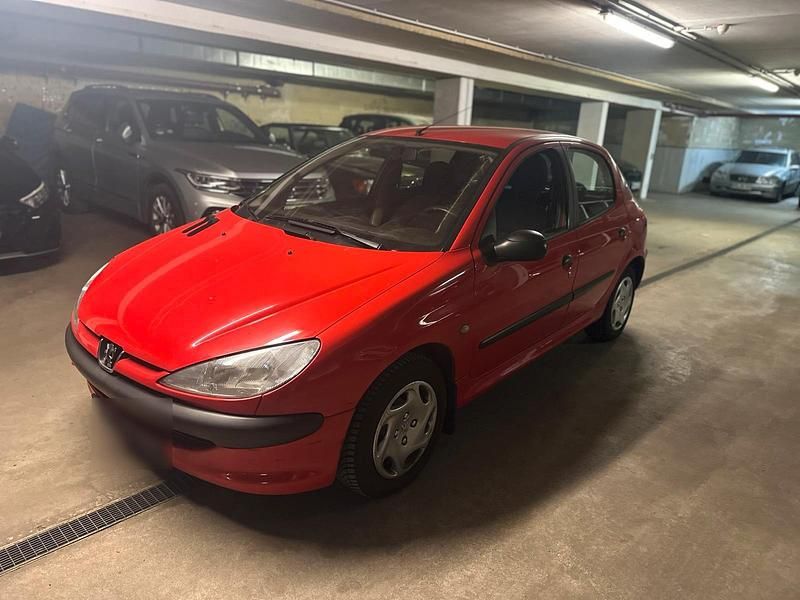 Gebraucht Peugeot 206 60 PS (44 kW) 2000 Rot Kleinwagen