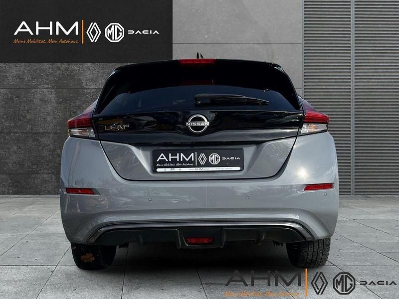 Gebraucht Nissan Leaf N-Connecta 160 kW (218 PS) 2022 Grau Kleinwagen