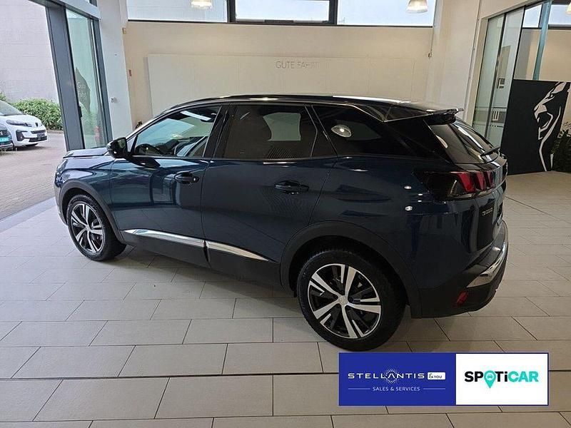 Gebraucht Peugeot 3008 Allure 131 PS (96 kW) 2023 Blau SUV