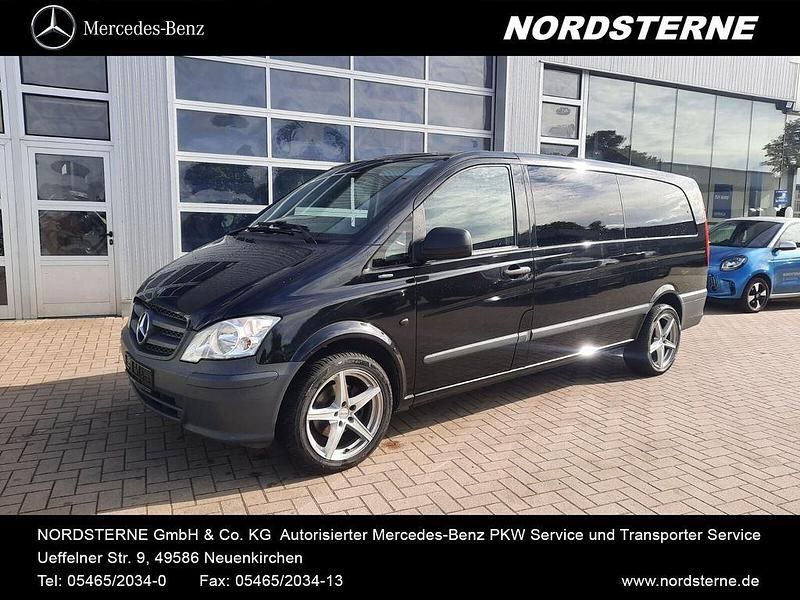 Schwarz Gebraucht 2014 Mercedes Vito Van / Kleinbus | 14.444 € (Teuer) - Bild 1/4