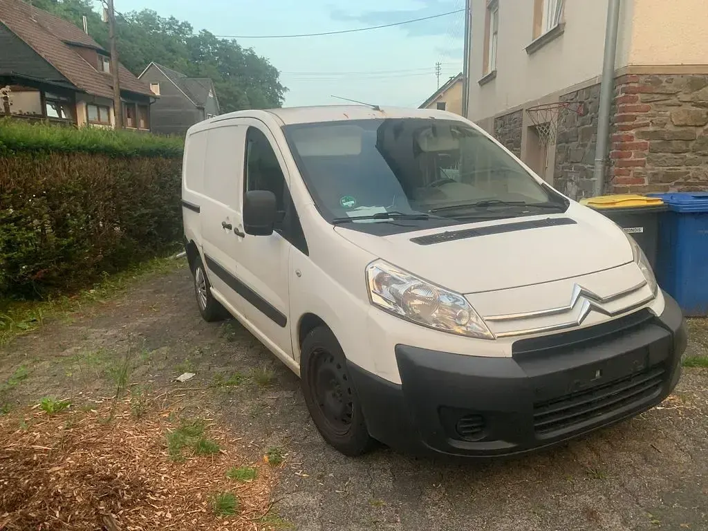 Gebraucht Citroën Jumpy 128 PS (94 kW) 2011 Weiß Van / Kleinbus