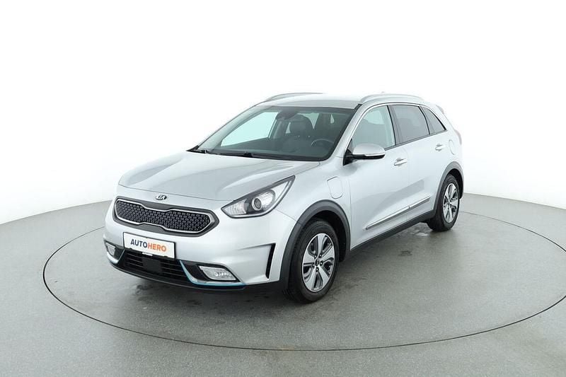 Grau Gebraucht 2019 Kia Niro Vision SUV | 15.280 € (Guter Preis) - Bild 1/3