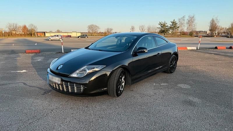 Gebraucht Renault Laguna Coupé 150 PS (110 kW) 2010 Schwarz Coupé