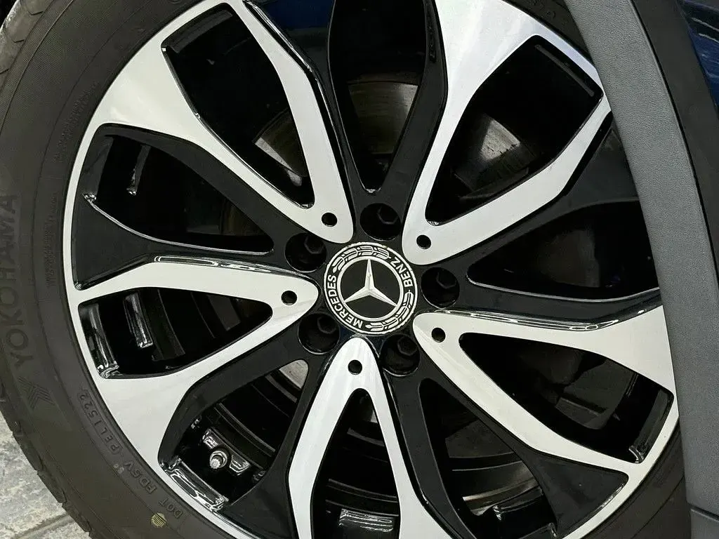 Gebraucht Mercedes GLA220 AMG 170 PS (125 kW) 2019 Schwarz SUV