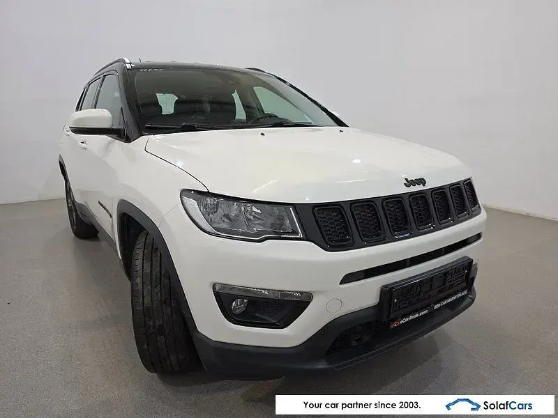 Gebraucht Jeep Compass Night Eagle 140 PS (102 kW) 2018 Weiß SUV