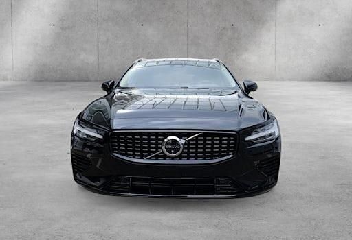 Gebraucht Volvo V60 Ultra 350 PS (257 kW) 2024 Schwarz Kombi