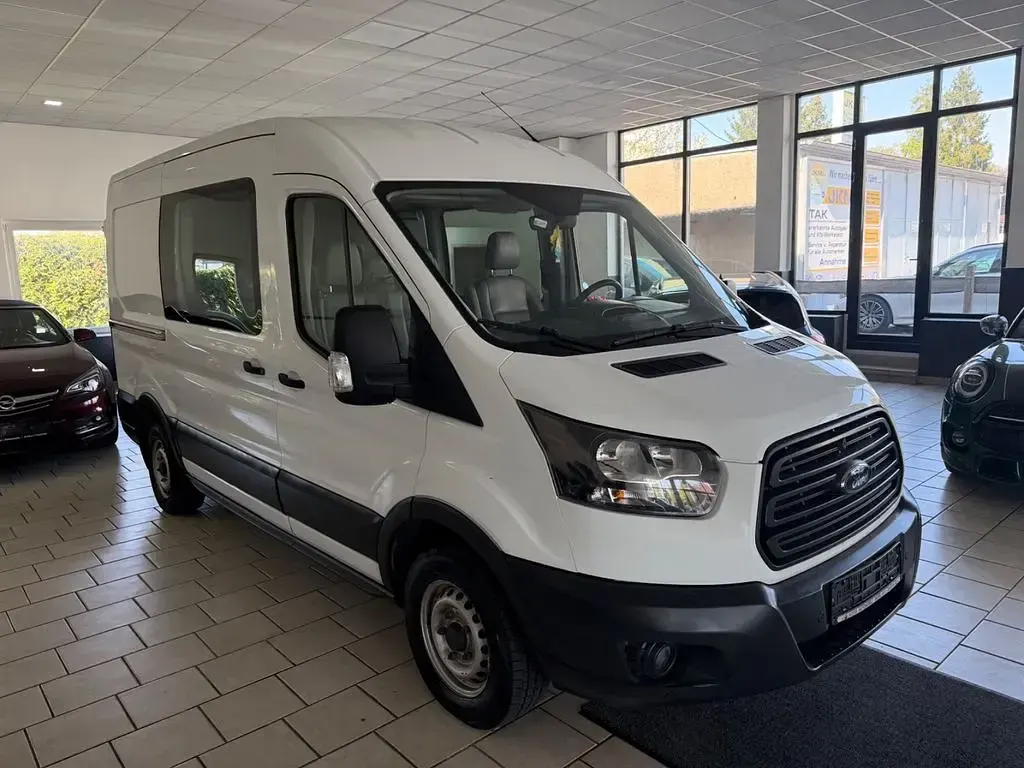 Gebraucht Ford Transit 131 PS (96 kW) 2017 Weiß Van