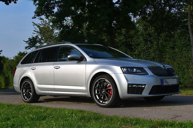 Gebraucht Skoda Octavia RS 290 PS (213 kW) 2014 Silber Kleinwagen