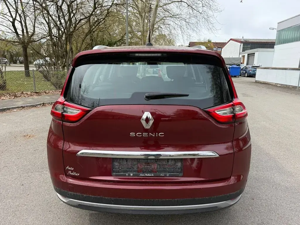 Gebraucht Renault Scenic E-Tech Intens 132 PS (97 kW) 2017 Rot Van / Kleinbus
