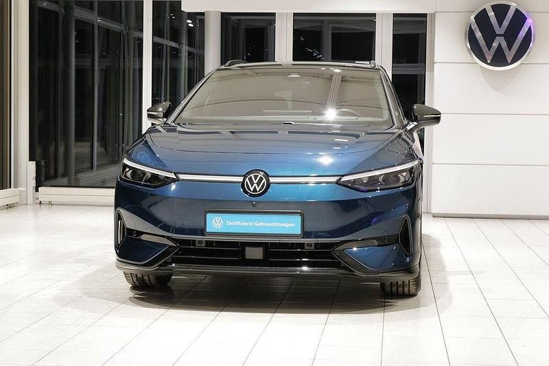 Gebraucht VW ID.7 Pro 210 kW (286 PS) 2025 Blau Kombi