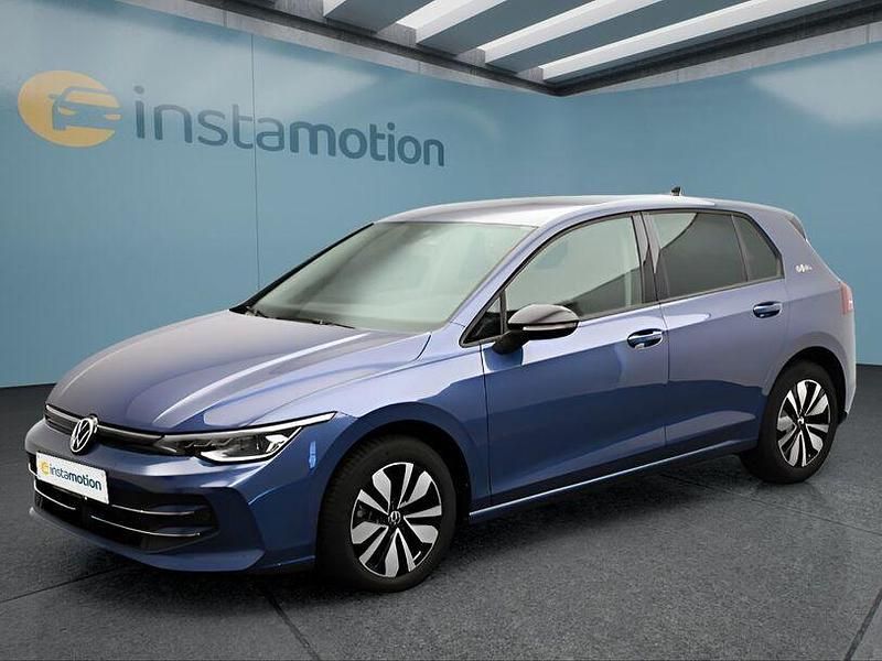 Gebraucht VW Golf VIII 116 PS (85 kW) 2025 Blau Kleinwagen