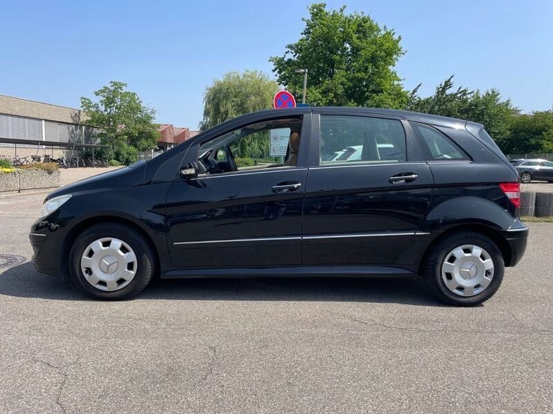 Usata Mercedes B150 95 CV (69 kW) 2006 Nero Monovolume