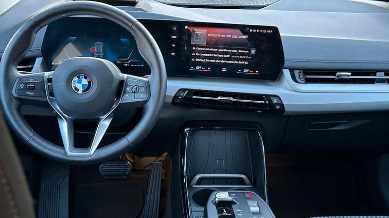 Gebraucht BMW 218 150 PS (110 kW) 2023 Grau Kombi