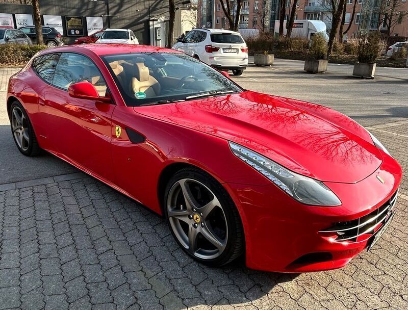 Rot Gebraucht 2011 Ferrari FF Coupé | 119.500 € (Teuer) - Bild 1/4