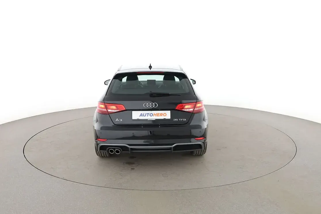Gebraucht Audi A3 Design 150 PS (110 kW) 2019 Schwarz Limousine