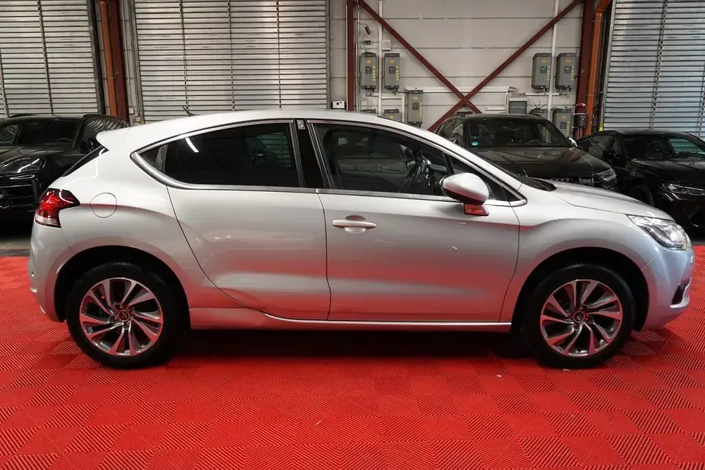 Gebraucht Citroën DS4 156 PS (114 kW) 2011 Silber Kleinwagen