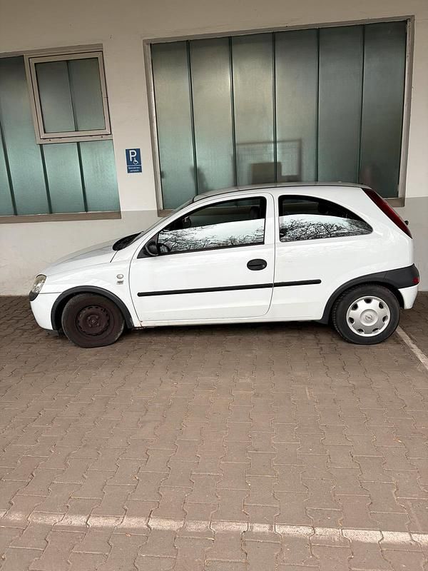 Occasion Opel Corsa 45 ch (33 kW) 2002 Blanc Citadine