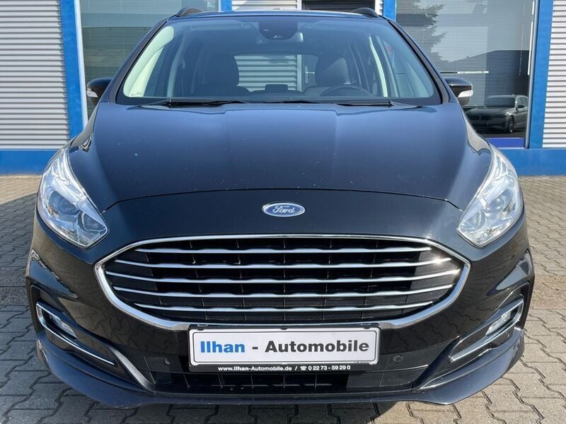 Gebraucht Ford Galaxy Trend 150 PS (110 kW) 2021 Obsidianschwarz metallic Van / Kleinbus