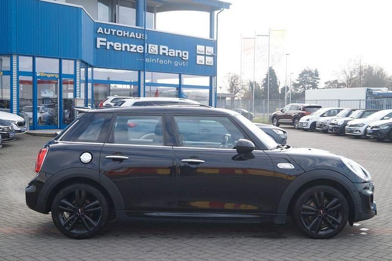 Gebraucht Mini John Cooper Works 192 PS (141 kW) 2017 Schwarz Kleinwagen