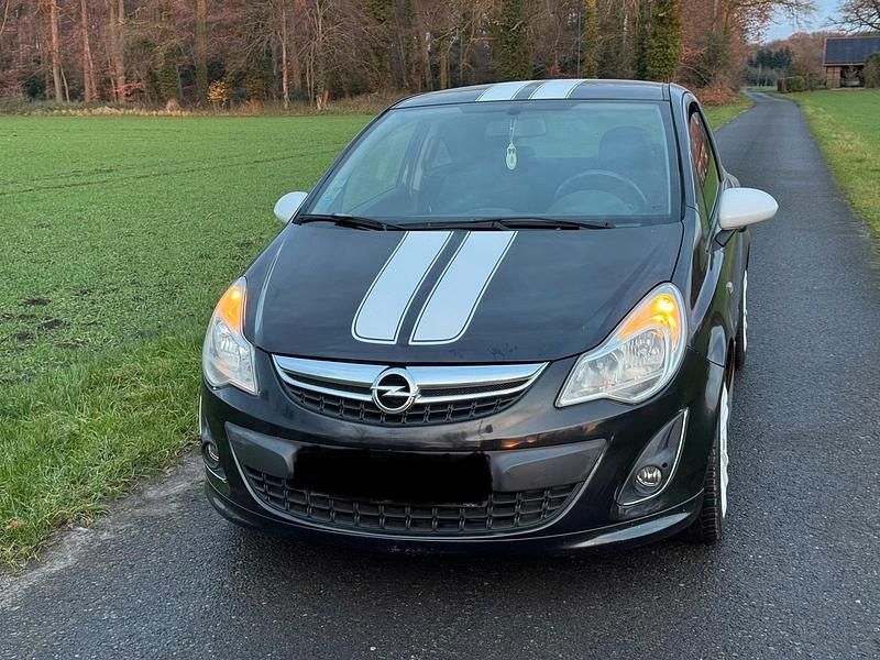 Schwarz Gebraucht 2011 Opel Corsa OPC Kleinwagen | 2.350 € (Guter Preis) - Bild 1/4
