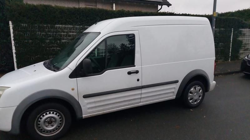 Gebraucht Ford Tourneo Connect 90 PS (66 kW) 2010 Weiß Van / Kleinbus