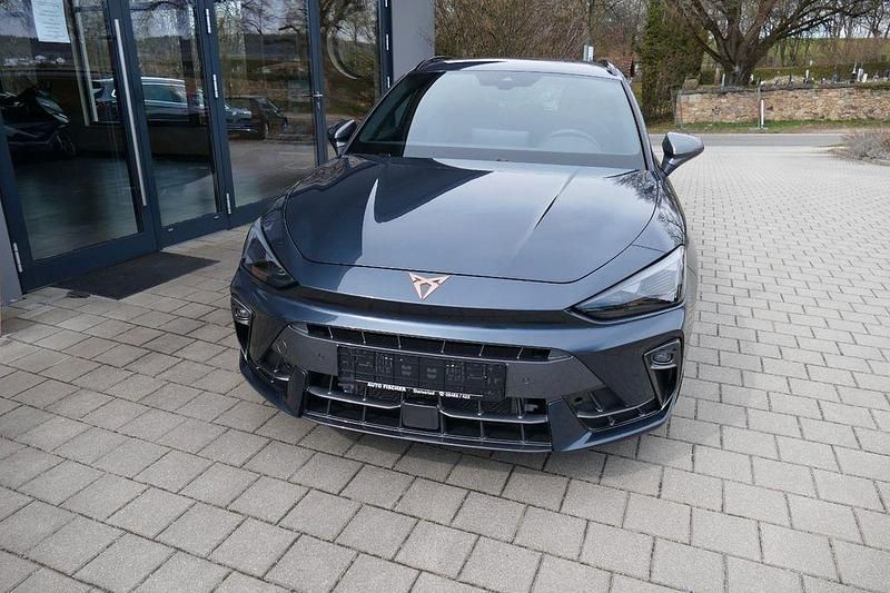 Usata Cupra Leon 150 CV (110 kW) 2025 Grigio Berlina